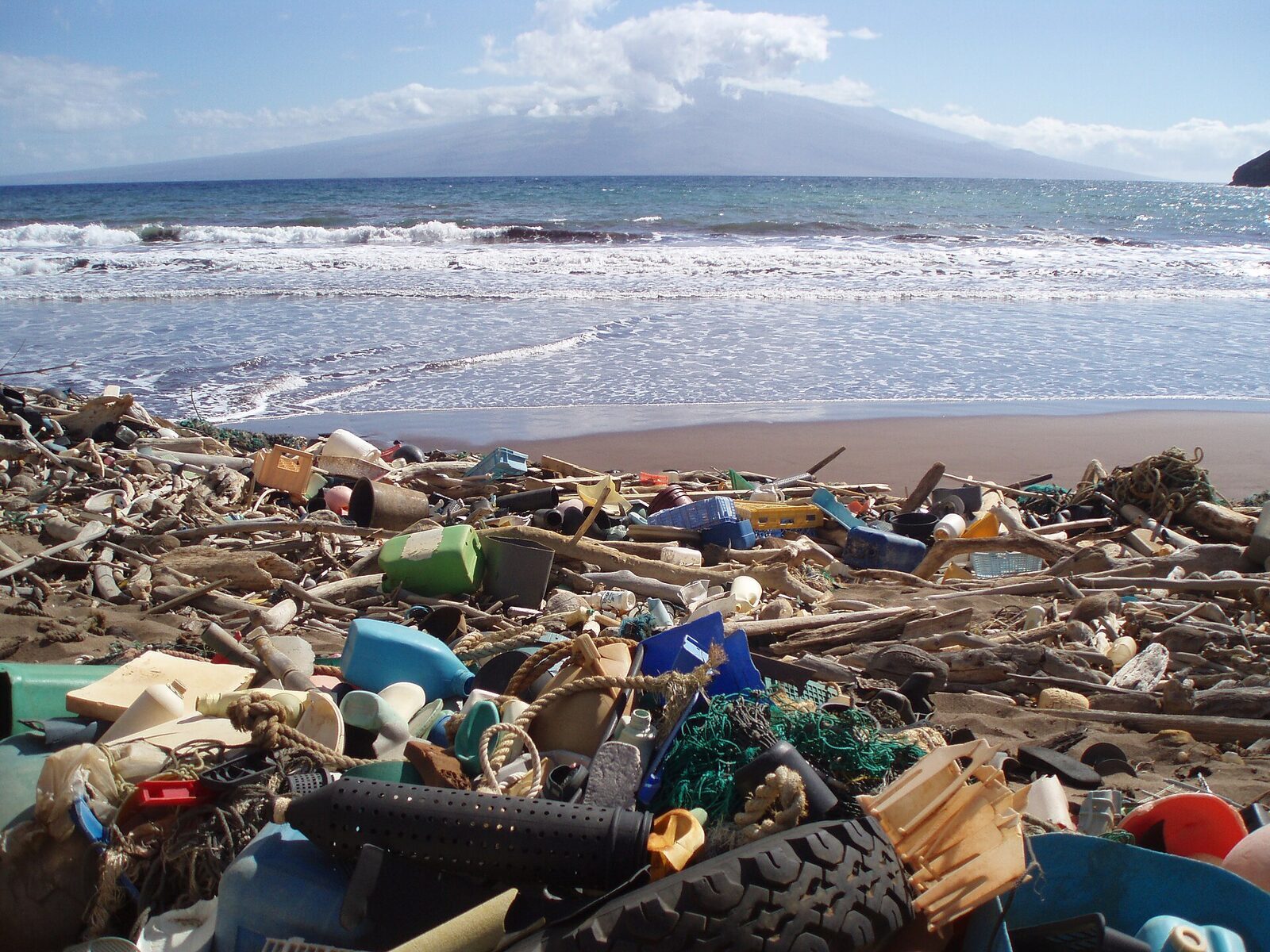 UN launches Third World Ocean Assessment: 52.1 million tonnes of plastic, 4.3 mm sea-level rise, 27.3% of seafloor mapped