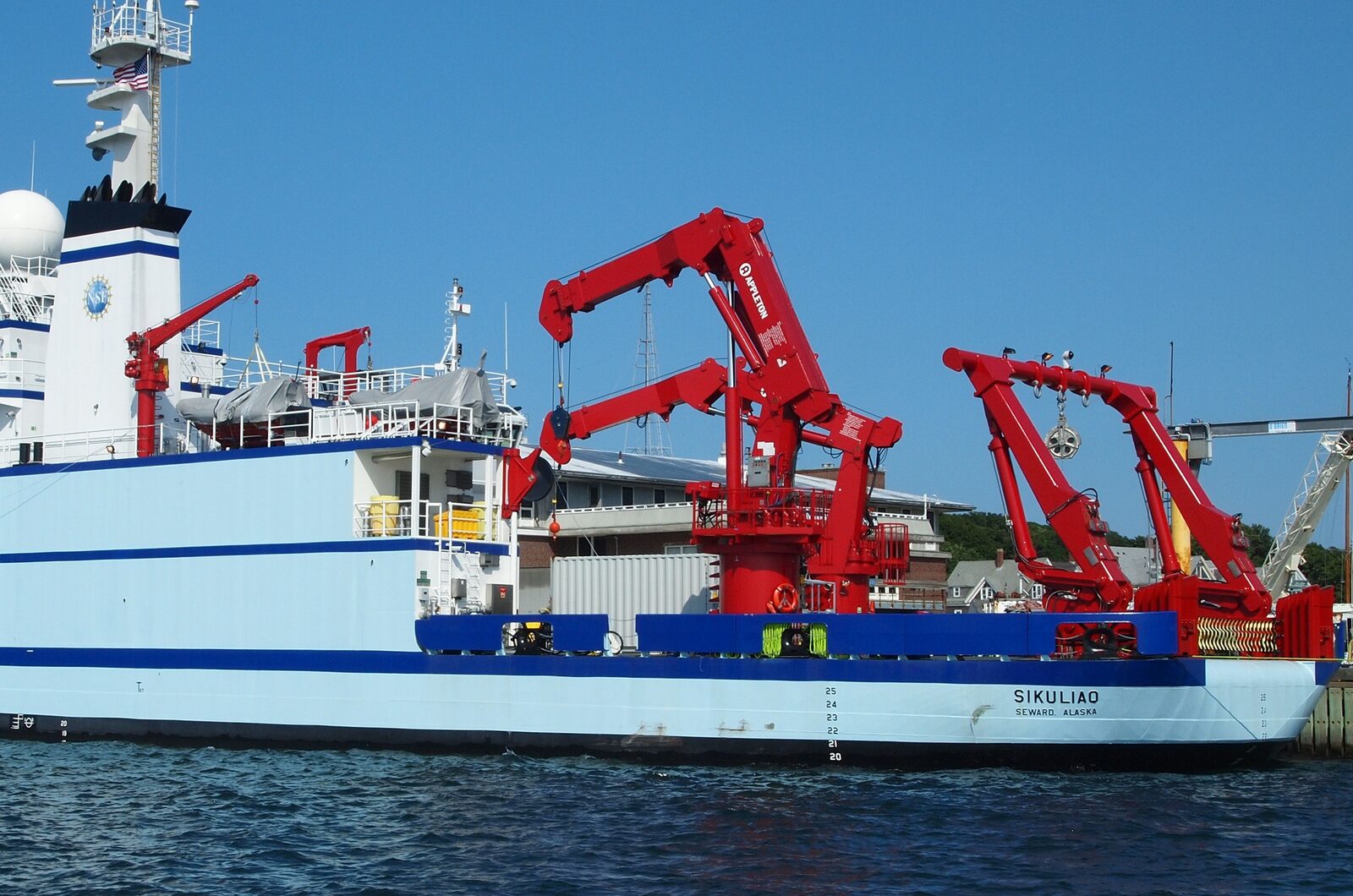 NOAA’s West Coast ocean-acidification survey sets sail as scientists track summer extremes